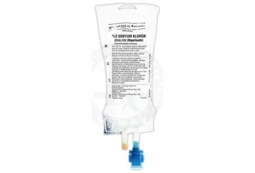 Sodyum klorur içeren çözelti: %3 SODYUM KLORUR COZELTISI 250 ML (SETLI-MEDIFLEKS) ürün ambalajı. Üretici: KOÇAK FARMA İLAÇ VE KİMYA SANAYİ A.Ş.