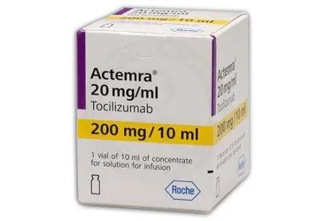 Tocilizumab içeren çözelti: ACTEMRA 200 MG/10 ML IV INFUZYONLUK COZELTI KONSANTRESI 1 FLAKON ürün ambalajı. Üretici: ROCHE MÜSTAHZARLARI SANAYİ ANONİM ŞİRKETİ.