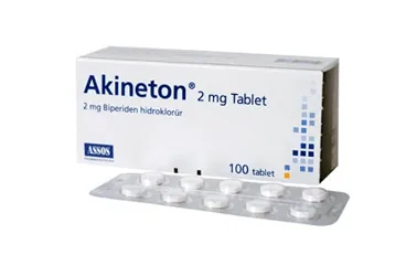 AKINETON 2 MG 100 TABLET kutu fotoğrafı, tablet formunda biperiden içerir. Üretici: ASSOS İLAÇ KİMYA GIDA ÜRÜNLERİ ÜRETİM VE TİC. A.Ş.