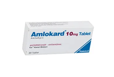 AMLOKARD 10 MG 30 TABLET ürün ambalajı, tablet formunda amlodipin içerir. Üretici: SANOVEL İLAÇ SANAYİ VE TİCARET ANONİM ŞİRKETİ.