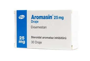 Eksemestan içeren AROMASIN 25 MG 30 DRAJE kutusu. Üretici: PFİZER PFE İLAÇLARI ANONİM ŞİRKETİ.