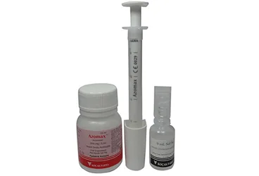 AZOMAX ORAL 5 ML 200 MG 15 ML TOZ kutusu, toz formunda azitromisin içerir. Üretici: KOÇAK FARMA İLAÇ VE KİMYA SANAYİ A.Ş.