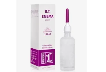 Sodyum fosfat -lavman içeren solüsyon: B.T.ENEMA 135 ML SOLÜSYON ambalajı. Üretici: YENİŞEHİR LABORATUARI TİC. VE SAN. LTD. ŞTİ.