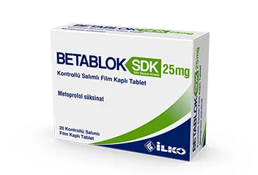 BETABLOK SDK 25 MG KONTROLLU SALIMLI 20 FILM TABLET kutusu, film kaplı tablet formunda metoprolol içerir. Üretici: İLKO İLAÇ SAN. VE TİC. A.Ş.