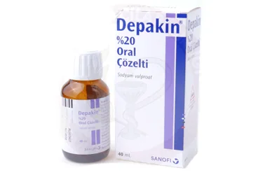 DEPAKIN 200 MG 40 ML ORAL SOLUSYON kutu fotoğrafı. Valproik asit içeren solüsyon. Üretici: SANOFİ SAĞLIK ÜRÜNLERİ LTD. ŞTİ.