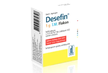 Seftriakson içeren çözelti: DESEFIN 1 G I.M. ENJEKSIYONLUK COZELTI HAZIRLAMAK ICIN TOZ (1 FLAKON) ürün ambalajı. Üretici: DEVA HOLDİNG ANONİM ŞİRKETİ.