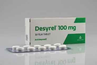 DESYREL 100 MG 30 TABLET kutu fotoğrafı. Trazodone içeren tablet. Üretici: ANGELINI İLAÇ SANAYİ VE TİCARET ANONİM ŞİRKETİ.