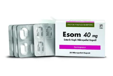 ESOM 20 MG 28 ENTERIK KAPLI MIKROPELLET KAPSUL kutusu, kapsül formunda esomeprazol içerir. Üretici: NOBEL İLAÇ SAN. VE TİC. A.Ş.
