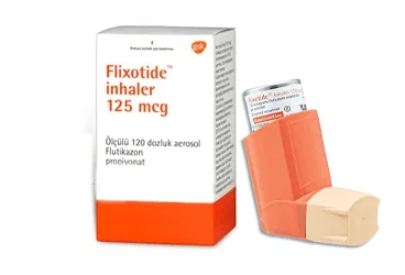 Flutikazon -inhalant içeren inhaler: FLİXOTIDE INHALER 125 MCG 120 DOZ İNHALER ambalajı. Üretici: GLAXOSMİTHKLİNE İLAÇLARI SAN. VE TİC. A.Ş.