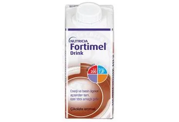 Enteral beslenme içeren FORTIMEL DRINK CIKOLATA AROMALI 200 ML kutusu. Üretici: NUMIL GIDA ÜRÜNLERİ SANAYİ VE TİCARET A.Ş.