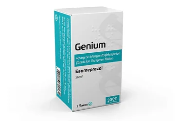 GENIUM 40MG. IV INFUZYON VE ENJEKSIYON ICIN LIYOFILIZE TOZ ICEREN 1 FLAKON ambalajı, flakon formunda esomeprazol içerir. Üretici: GEN İLAÇ VE SAĞLIK ÜRÜNLERİ SAN.VE TİC. A.Ş.