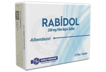 HELMADOL 200 MG FILM KAPLI TABLET (2 TABLET) ambalajı, film kaplı tablet formunda albendazol içerir. Üretici: WORLD MEDICINE İLAÇ SAN. VE TİC. A.Ş.