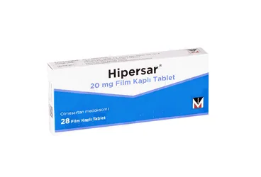 HIPERSAR 20 MG FILM KAPLI TABLET (28 TABLET) ürün ambalajı, film kaplı tablet formunda olmesartan medoksomil içerir. Üretici: MENARİNİ İLAÇ SANAYİ VE TİCARET A.Ş.