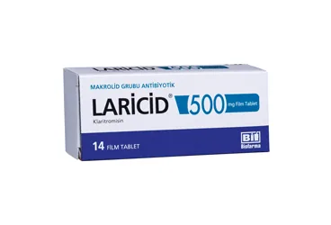 Klaritromisin içeren film kaplı tablet: LARICID 500 MG 14 FILM KAPLI TABLET ambalajı. Üretici: BİOFARMA İLAÇ SANAYİ VE TİCARET A.Ş.