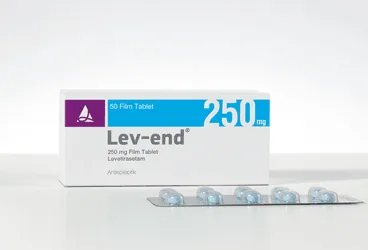 LEV-END 250 MG FILM KAPLI TABLET (50 FILM KAPLI TABLET) kutu fotoğrafı, film kaplı tablet formunda levetirasetam içerir. Üretici: SANTA FARMA İLAÇ SAN. A.Ş.
