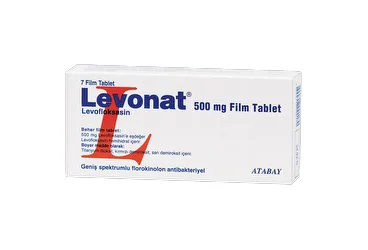 Levofloksasin içeren film kaplı tablet: LEVONAT 500 MG 7 FİLM TABLET ürün ambalajı. Üretici: ATABAY KİMYA SANAYİ VE TİC. A.Ş.