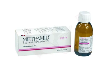 METPAMID 5 MG/5 ML ORAL COZELTI (125 ML SISE) ürün ambalajı. Metoklopramid içeren çözelti. Üretici: SİFAR İLAÇLARI TİC. VE SAN. A.Ş.