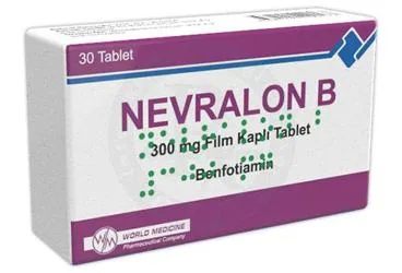 NEVRALON B 300 MG FILM KAPLI TABLET (30 TABLET) kutu fotoğrafı, film kaplı tablet formunda vitamin b1 -tiamin içerir. Üretici: WORLD MEDICINE İLAÇ SAN. VE TİC. A.Ş.