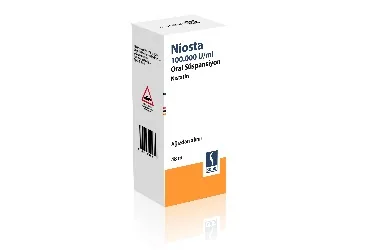 NIOSTA 100000 U/ML ORAL SUSPANSIYON 48 ML ürün ambalajı. Nistatin içeren oral süspansiyon. Üretici: SABA İLAÇ SANAYİİ VE TİCARET ANONİM ŞİRKETİ.