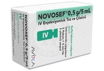 Seftriakson içeren flakon: NOVOSEF 0,5 G/5 ML IV ENJEKSIYONLUK TOZ VE COZUCU (1 FLAKON) ürün ambalajı. Üretici: AVİXA İLAÇ SANAYİ VE TİCARET ANONİM ŞİRKETİ.