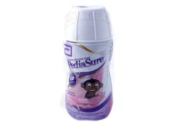 Protein+karbonhidrat+yag+vit+mineral içeren PEDIASURE CILEK AROMALI 220 ML ürün ambalajı. Üretici: ABBOTT LABORATUARLARI İTHALAT İHRACAT VE TİCARET LİMİTED ŞİRKETİ.