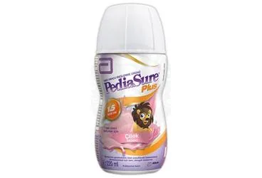 PEDIASURE PLUS CILEK AROMALI 220 ML SISE kutu fotoğrafı. Etkin maddesi protein+karbonhidrat+yag+vit+mineral. Üretici: ABBOTT LABORATUARLARI İTHALAT İHRACAT VE TİCARET LİMİTED ŞİRKETİ.