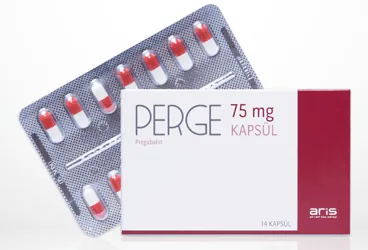 PERGE 75 MG 14 KAPSUL ambalajı, kapsül formunda pregabalin içerir. Üretici: ALİ RAİF İLAÇ SANAYİ A.Ş.