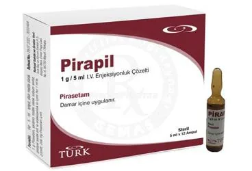 Pirasetam içeren çözelti: PIRAPIL 1 G/ 5 ML IV ENJEKSIYONLUK COZELTI kutusu. Üretici: TURK İLAÇ VE SERUM SANAYİ ANONİM ŞİRKETİ.
