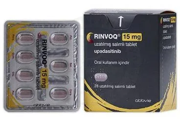 RINVOQ 15 MG UZATILMIS SALIMLI TABLET (28 ADET) kutusu. Upadasitinib içeren tablet. Üretici: ABBVİE TIBBİ İLAÇLAR SANAYİ VE TİCARET LİMİTED ŞİRKETİ.