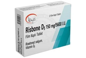 RISBONE D3 150 MG/5600 I.U. FILM KAPLI TABLET (3 FILM TABLET) ambalajı. Risedronat + vitamin d3 içeren film kaplı tablet. Üretici: KAYA BEŞERİ İLAÇ SANAYİ VE TİCARET ANONİM ŞİRKETİ.
