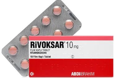 Rivaroksaban içeren film kaplı tablet: RIVOKSAR 10 MG FILM KAPLI TABLET (10 TABLET) kutusu. Üretici: ABDİ İBRAHİM İLAÇ SANAYİ VE TİCARET A.Ş.