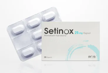 Atomoksetin hcl içeren kapsül: SETINOX 25 MG KAPSUL (28 KAPSUL) ürün ambalajı. Üretici: ALİ RAİF İLAÇ SANAYİ A.Ş.