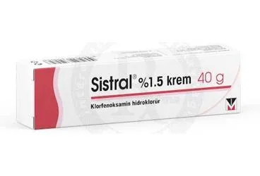 SISTRAL %1,5 KREM (40 GR) ürün ambalajı. Klorfenoksamin -topikal içeren krem. Üretici: MENARİNİ SAĞLIK VE İLAÇ SANAYİ TİCARET ANONİM ŞİRKETİ.