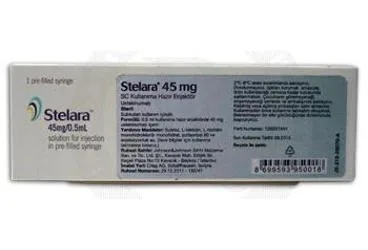 Ustekinumab içeren çözelti: STELARA 45 MG ENJEKSIYONLUK COZELTI ICEREN KULLANIMA HAZIR ENJEKTOR ürün ambalajı. Üretici: JOHNSON AND JOHNSON SIHHİ MALZEME SANAYİ VE TİCARET LİMİTED ŞİRKETİ.