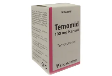 Temozolomid içeren kapsül: TEMOMID 100 MG 20 KAPSUL kutusu. Üretici: KOÇAK FARMA İLAÇ VE KİMYA SANAYİ A.Ş.