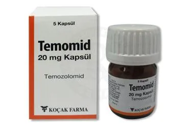 TEMOMID 20 MG 5 KAPSUL kutusu. Temozolomid içeren kapsül. Üretici: KOÇAK FARMA İLAÇ VE KİMYA SANAYİ A.Ş.