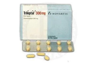 Okskarbazepin içeren tablet: TRILEPTAL 300 MG 50 DİVİ. TABLET kutusu. Üretici: NOVARTİS SAĞLIK GIDA VE TARIM ÜRÜNLERİ SANAYİ VE TİCARET ANONİM ŞİRKETİ.