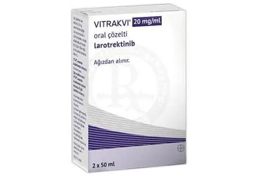 Larotrektinib içeren çözelti: VITRAKVI 20 MG/ML ORAL COZELTI (50 ML X 2 SISE) kutusu. Üretici: BAYER TÜRK KİMYA SAN. LTD. ŞTİ.