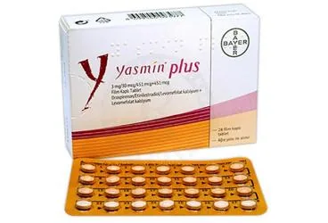YASMIN PLUS 3 MG/30 MCG/451 MCG+451 MCG FILM KAPLI TABLET (28 TABLET) kutu fotoğrafı, film kaplı tablet formunda estradiol + drospirenon + vitamin b9 içerir. Üretici: BAYER TÜRK KİMYA SAN. LTD. ŞTİ.