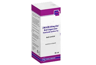 ZIROMIN 200 MG/5 ML ORAL SUSPANSIYON HAZIRLAMAK ICIN KURU TOZ kutu fotoğrafı, oral süspansiyon formunda azitromisin içerir. Üretici: WORLD MEDICINE İLAÇ SAN. VE TİC. A.Ş.